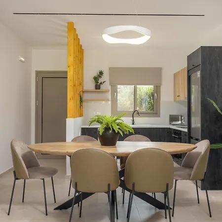 Ismini Periyali Villa *