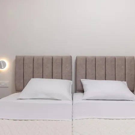 Villa Ismini Periyali *