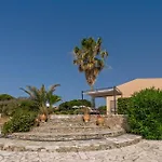 Ismini Periyali Villa *