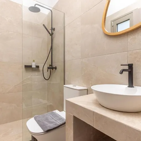 Ismini Periyali Vasilikí