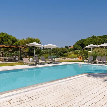 Ismini Periyali Villa *