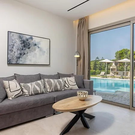 Ismini Periyali Villa