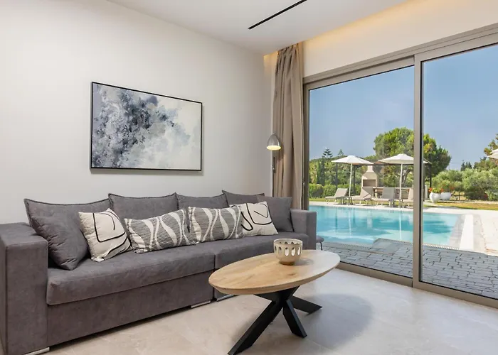 Ismini Periyali Villa